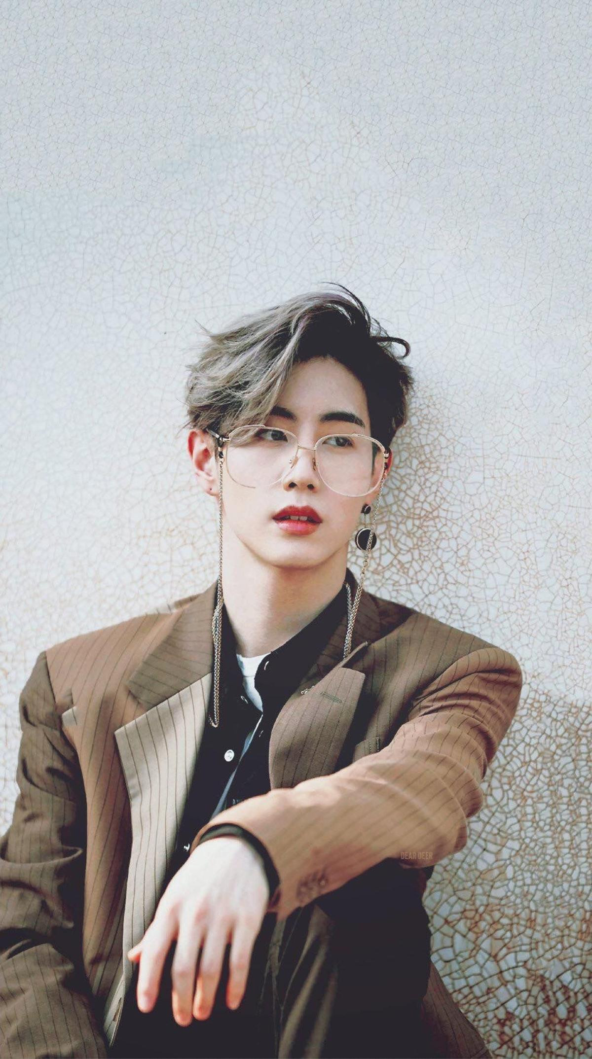 Mark (GOT7) lên tiếng phủ nhận tin đồn hẹn hò với Rosé (BlackPink) khi cả hai cùng đi Pháp? Ảnh 15