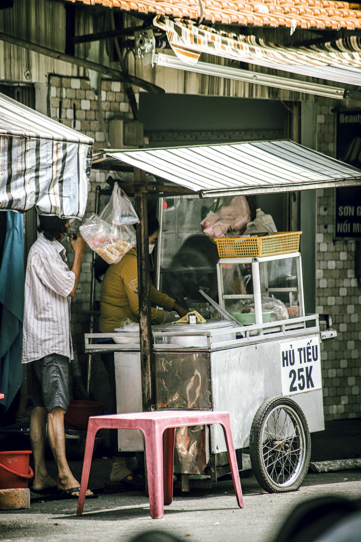 Có một Sài Gòn rất khác trong trạng thái... bình thường mới Ảnh 9