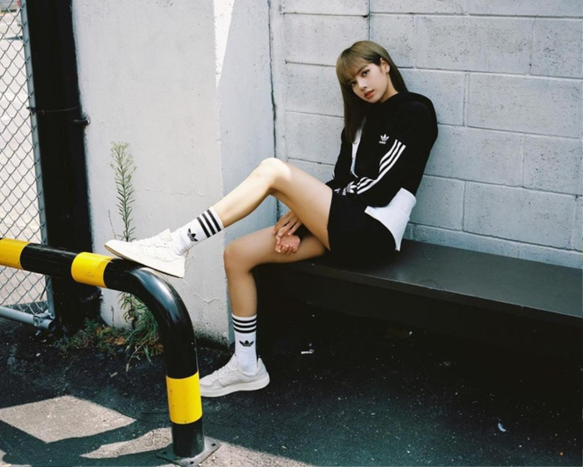 Những màn 'nhổ giò' ấn tượng của dàn sao Kpop: Lisa (BLACKPINK), Jung Kook (BTS) chưa là gì so với Somi Ảnh 3