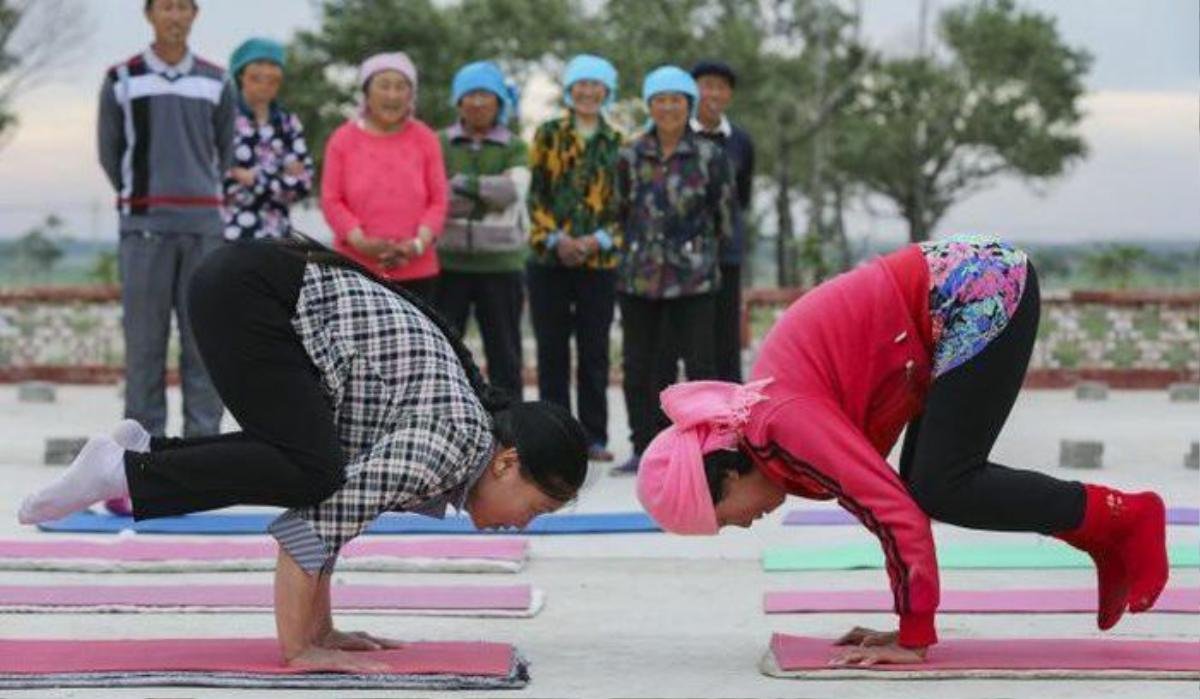 Hi hữu: Giáo viên Yoga bẻ gãy xương đùi của học viên trong lúc tập luyện Ảnh 1