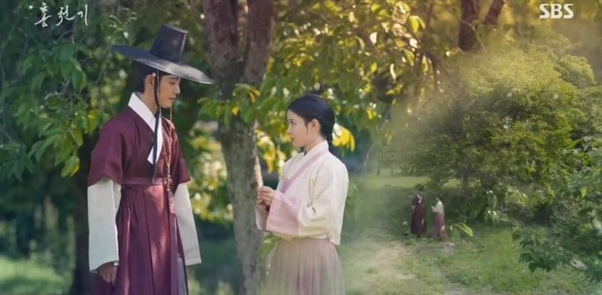 'Lovers of the Red Sky' tập 9: Ahn Hyo Seop cầu hôn Kim Yoo Jung bằng nhẫn ngọc bích? Ảnh 14