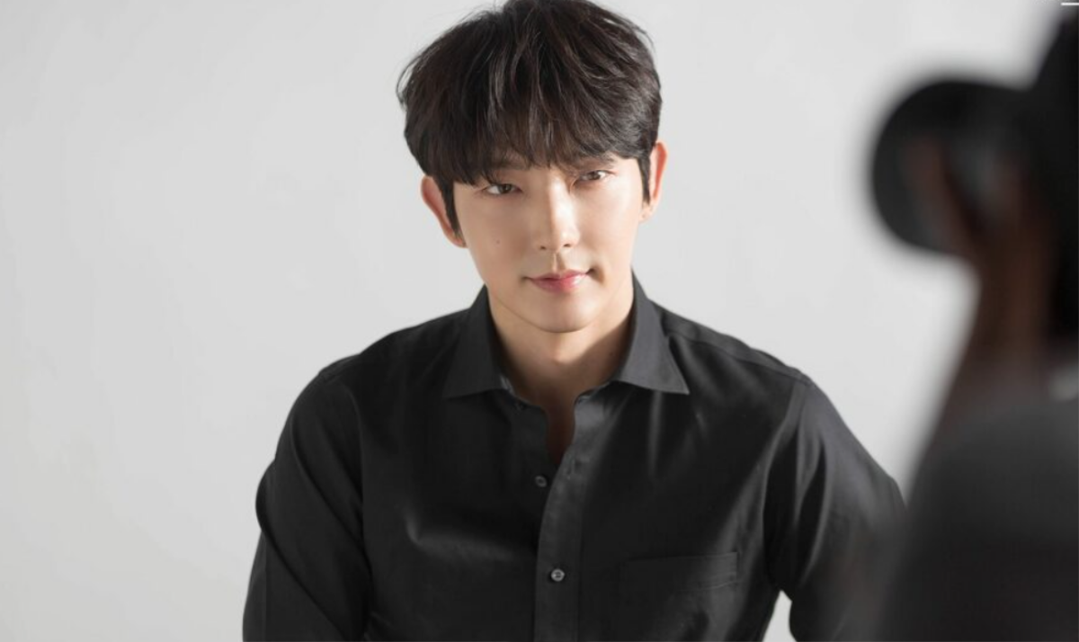 Lee Joon Ki xác nhận đóng phim mới với nữ diễn viên kém 10 tuổi sau thời gian ở ẩn Ảnh 5