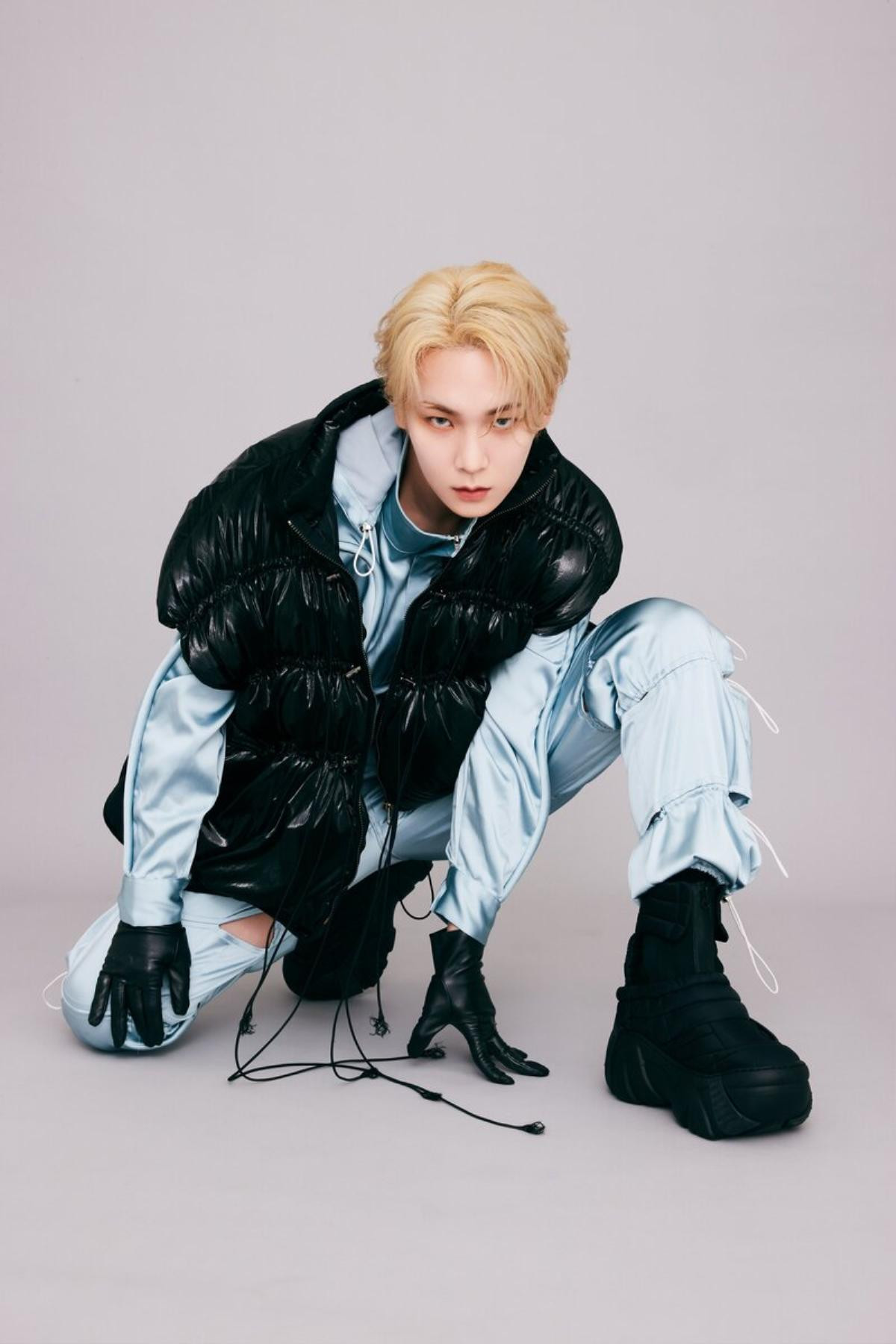 Key (SHINee) bật khóc nức nở từ sân khấu ra ngoài đường: Fan vừa cười vừa thương Ảnh 3