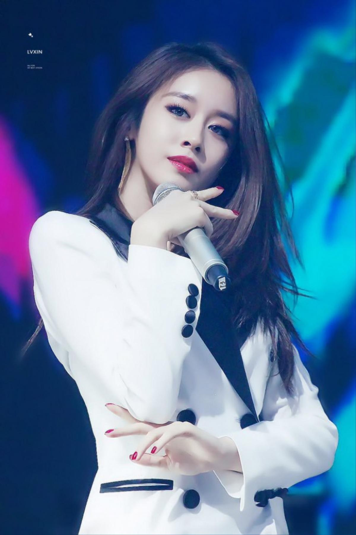 Sau trưởng nhóm T-ara, đến lượt Jiyeon 'thả thính' fan bằng tiếng Việt siêu mượt chuẩn 'con dâu Việt Nam' Ảnh 5