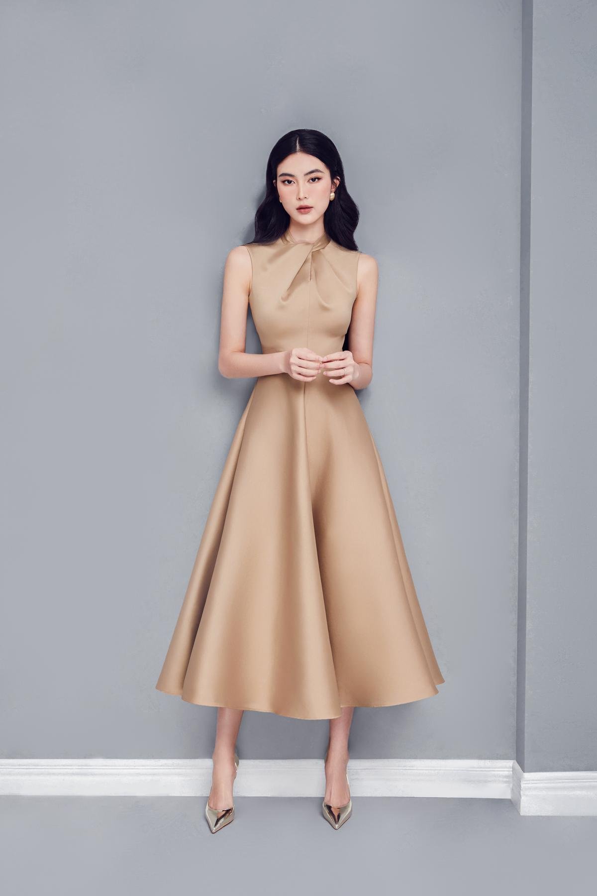 Không hổ danh fashionista đẹp nhất nhì Vbiz, Helly Tống lên đồ sang muốn xỉu với loạt váy đầm yêu kiều Ảnh 11