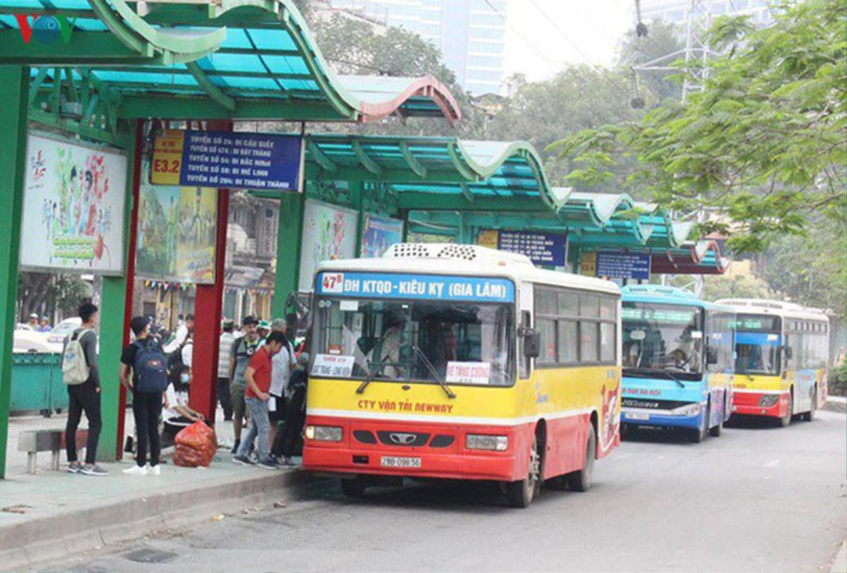 Hà Nội: Đề xuất xe buýt, taxi hoạt động trở lại từ ngày 13/10 Ảnh 1