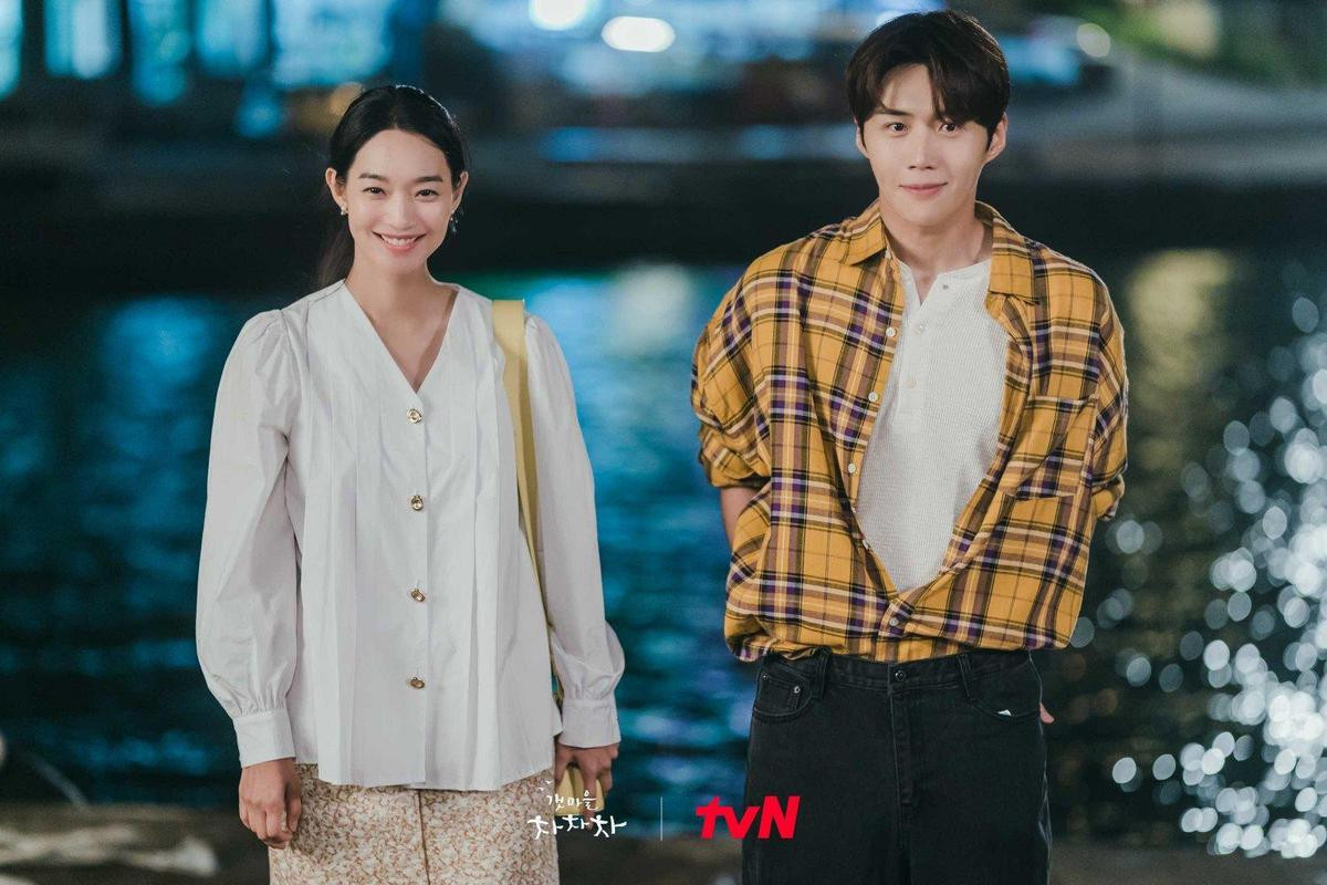 Trước khi nổi tính 'tra nam', Kim Seon Ho từng quỳ gối cầu xin bạn gái quay lại dù bị cắm sừng Ảnh 2