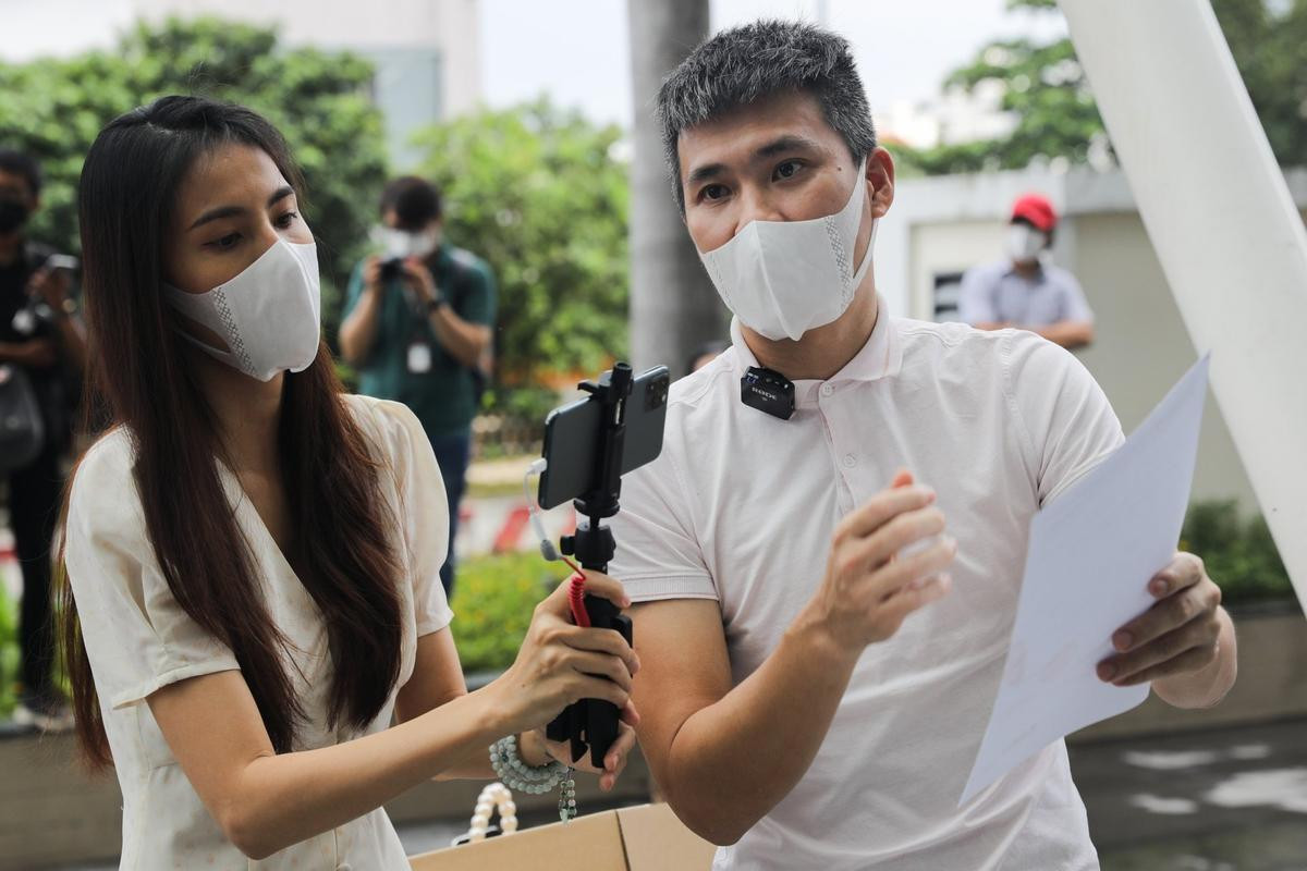 Công Vinh từng tuyên bố 'bỏ vợ' nếu phát hiện Thủy Tiên ăn chặn tiền từ thiện Ảnh 4