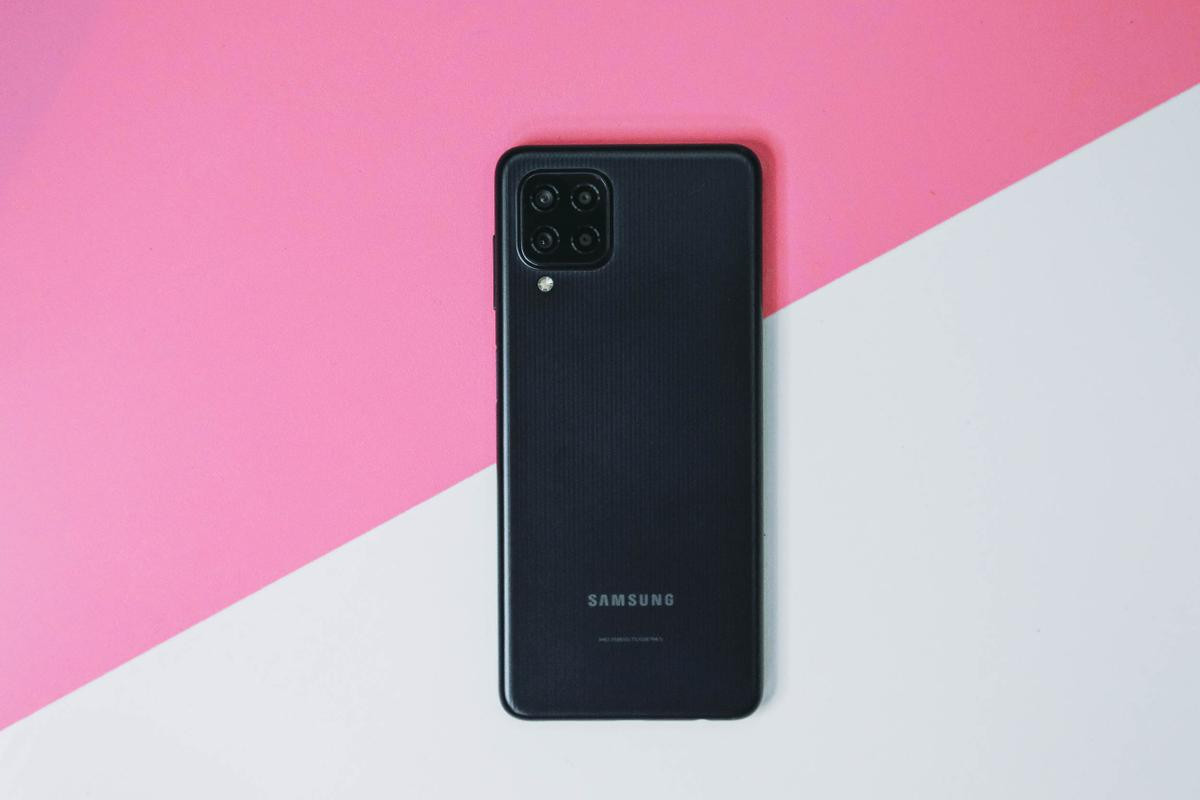 Trên tay Samsung Galaxy M22: Ngoại hình bắt mắt, camera đa dụng, màn hình 90Hz Ảnh 4