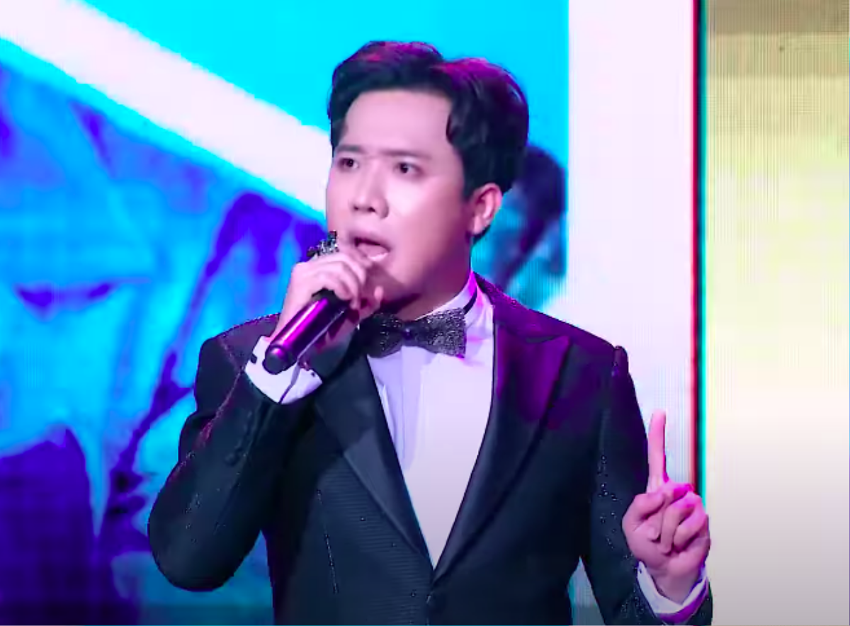 Không chỉ hát, Trấn Thành còn trổ tài bắn rap bản hit của Đen Vâu khiến dân mạng chỉ biết lắc đầu chê bai Ảnh 5