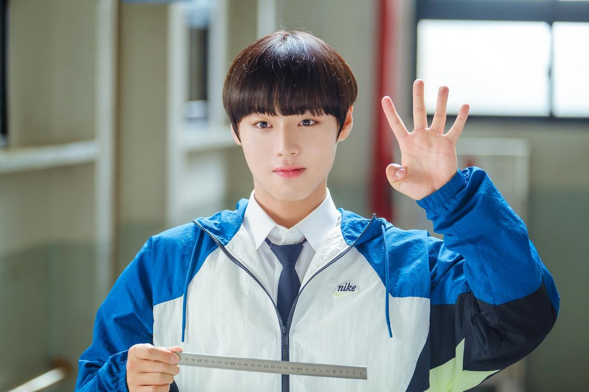 Điểm lại những phim đặc sắc của các thành viên Wanna One: Phim của Park Jihoon là đỉnh nhất? Ảnh 33