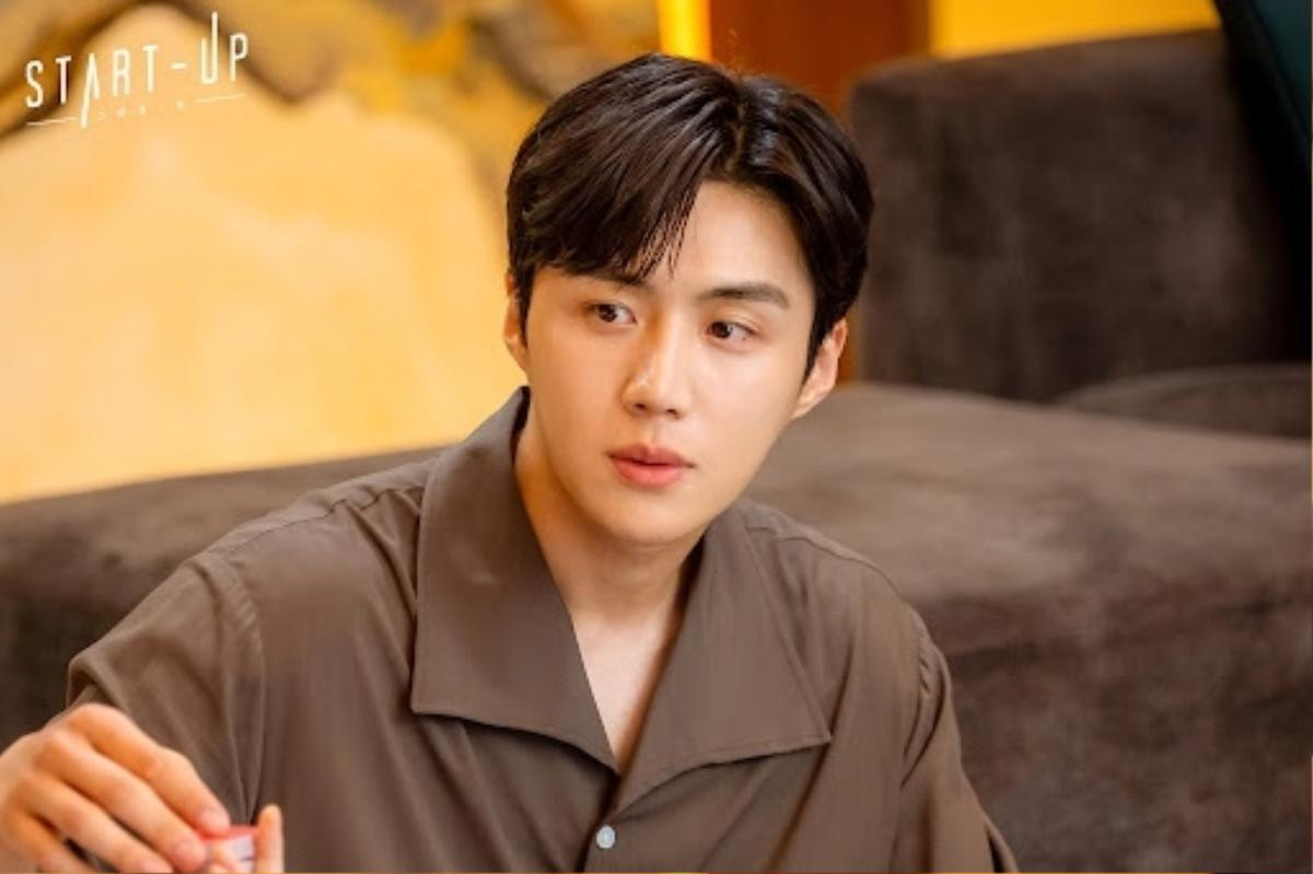 Dispatch 'quay xe' vạch trần lời tố bóp méo sự thật từ bạn gái cũ, Kim Seon Ho: 'Tôi không có gì để nói' Ảnh 2