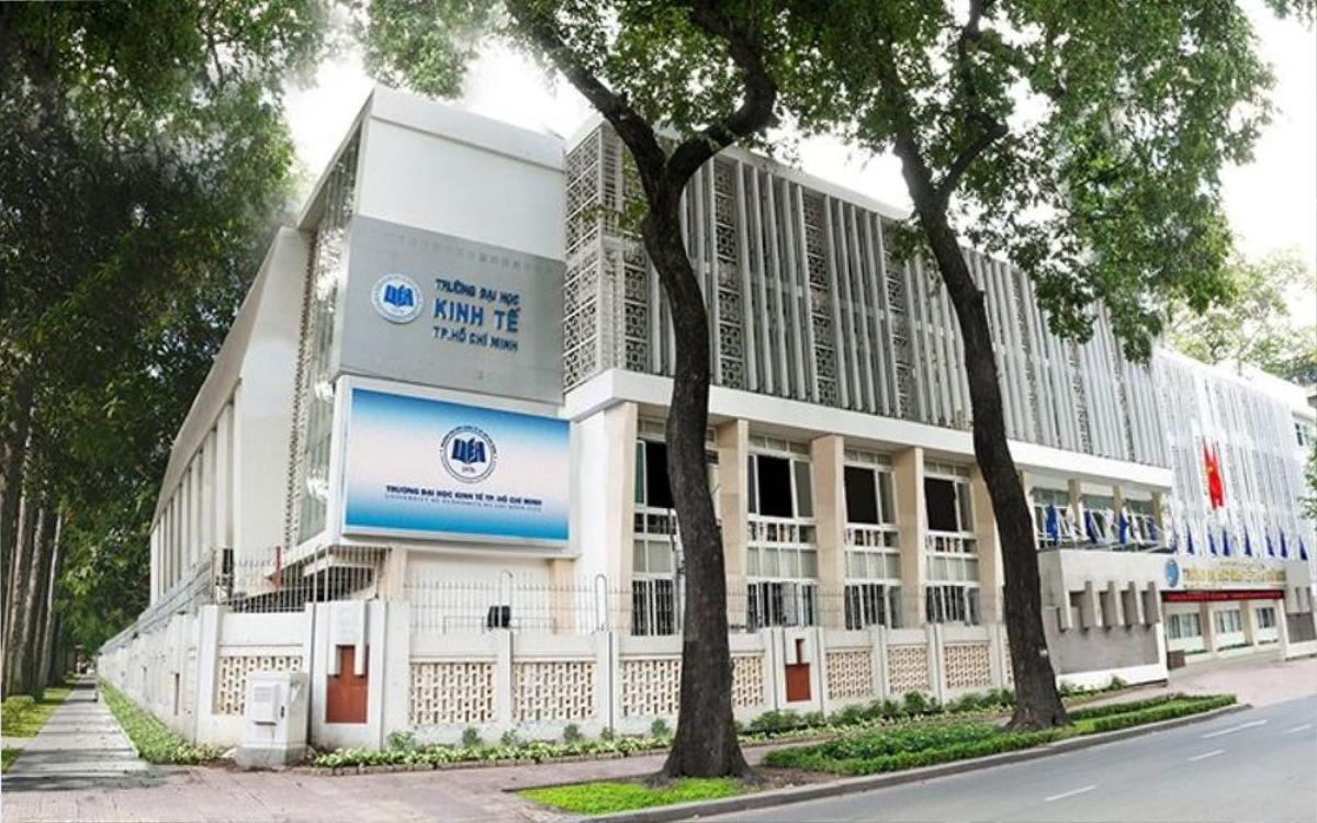 Đại học đầu tiên tại TP.HCM dự kiến đón sinh viên quay trở lại trường học trực tiếp từ đầu tháng 11 Ảnh 1