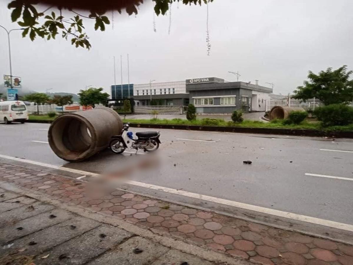 Thái Nguyên: 2 người đi xe máy trên đường bất ngờ đâm vào cống tròn tử vong thương tâm Ảnh 1