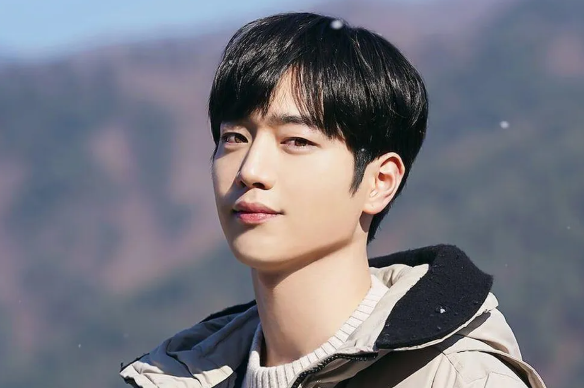 Top 5 nam diễn viên Kbiz sở hữu xương quai hàm sắc lẹm nhất: Lee Jun Ki nhỉnh hơn Park Bo Gum Ảnh 14