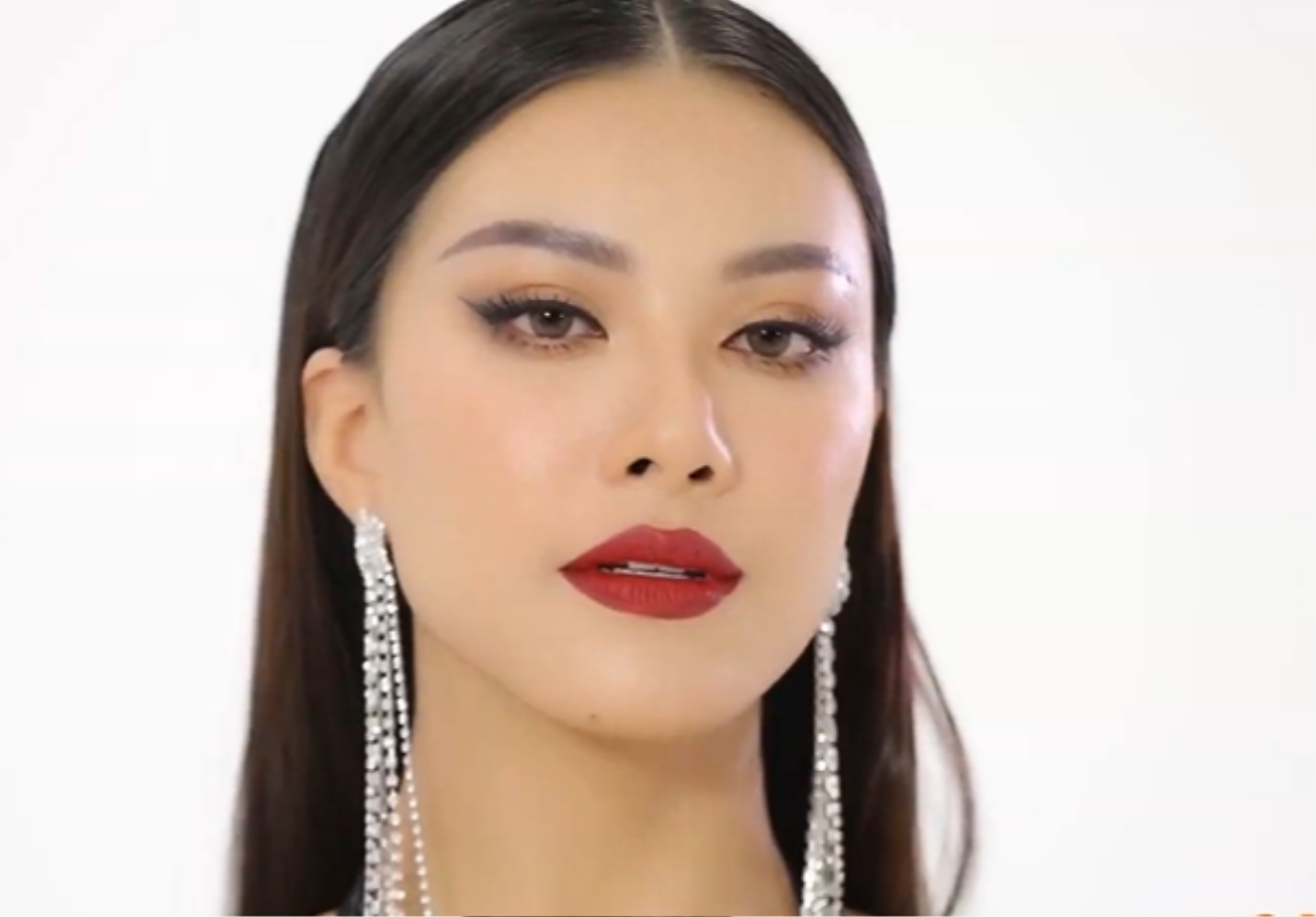 Hé lộ bộ ảnh profile của Kim Duyên gửi đến Miss Universe: Sang trọng, mới lạ và cực kì thu hút Ảnh 4