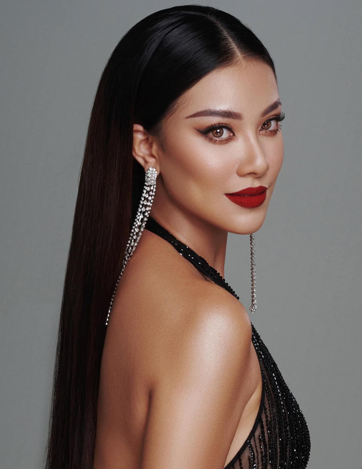 H'Hen Niê - Kim Duyên: 'Chị em Hoàn vũ' và sứ mệnh quảng bá ẩm thực Việt tới Miss Universe Ảnh 5