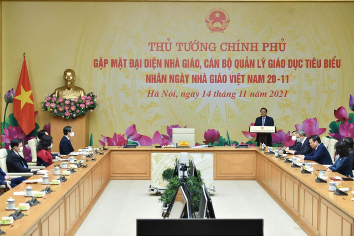 Thủ tướng Phạm Minh Chính: Không thể để học sinh học trực tuyến quá lâu Ảnh 2