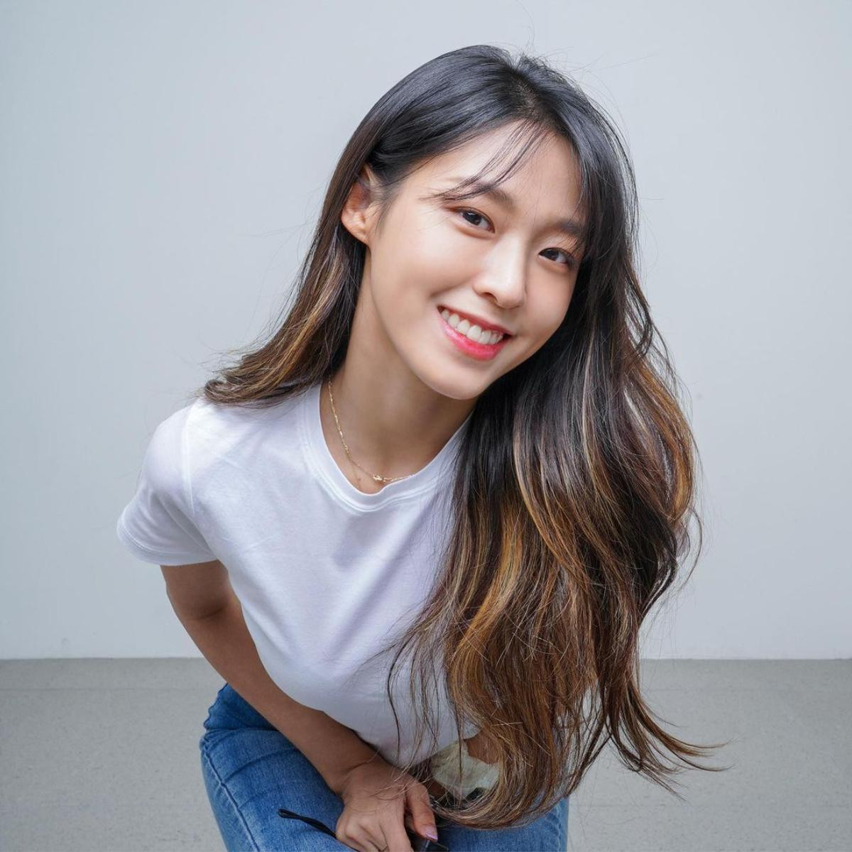 Seolhyun (AOA) gây sốt với nhan sắc lúc nhỏ, dân mạng nức nở: 'Nữ thần có khác' Ảnh 3