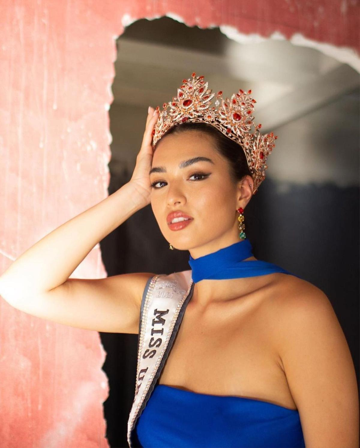 Miss Universe Thái Lan 2021 gọt giũa hình thể cực căng sau khi bị chê mập mạp Ảnh 5