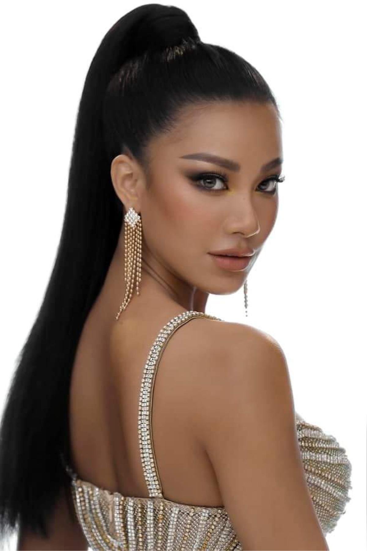 Kim Duyên như nữ thần chiến binh, đẹp sắc sảo sẵn sàng quyết chiến tại Miss Universe Ảnh 6