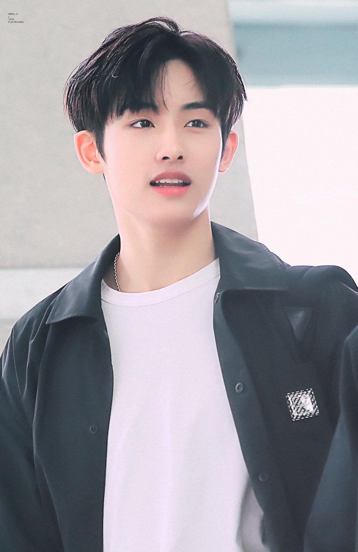 Rộ tin đồn WinWin (NCT) đầu quân về cùng nhà với Dương Dương, dân mạng thắc mắc 'còn SM thì sao'? Ảnh 3