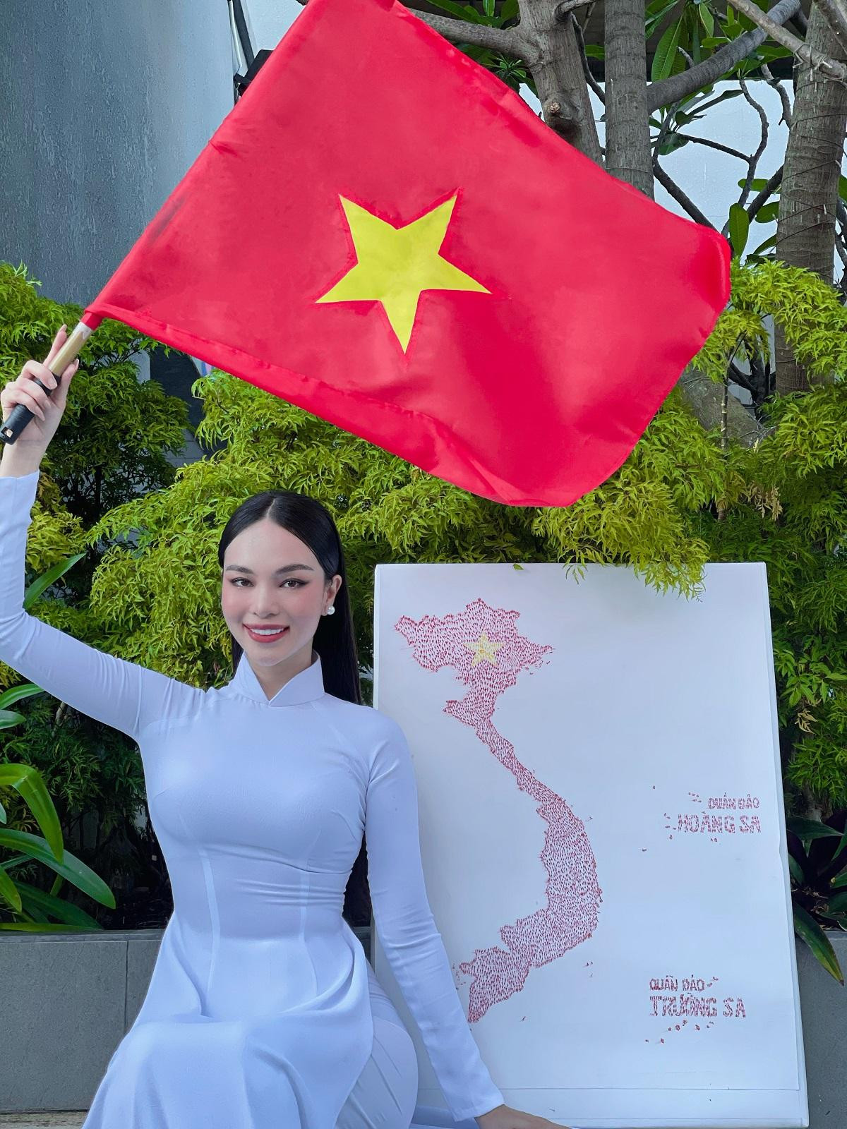 Phần thi tài năng của đại diện Việt tại Miss Tourism International được fan hết lòng ủng hộ Ảnh 6