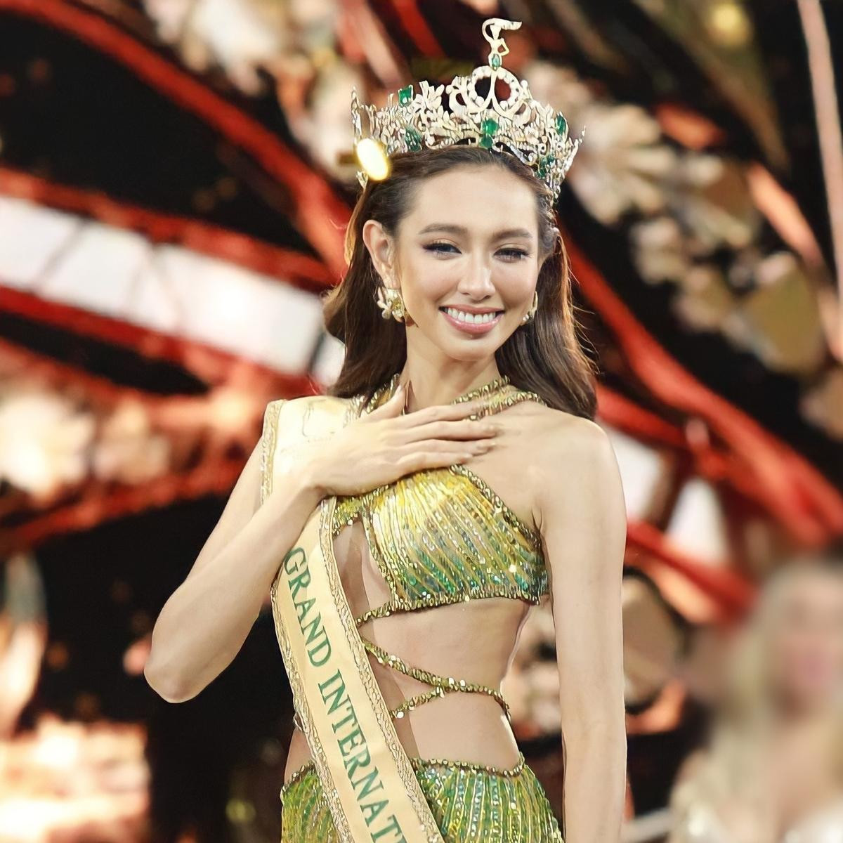 Hành trình đăng quang Miss Grand 2021 của Thùy Tiên: Xứng đáng huyền thoại sắc đẹp Việt Ảnh 3