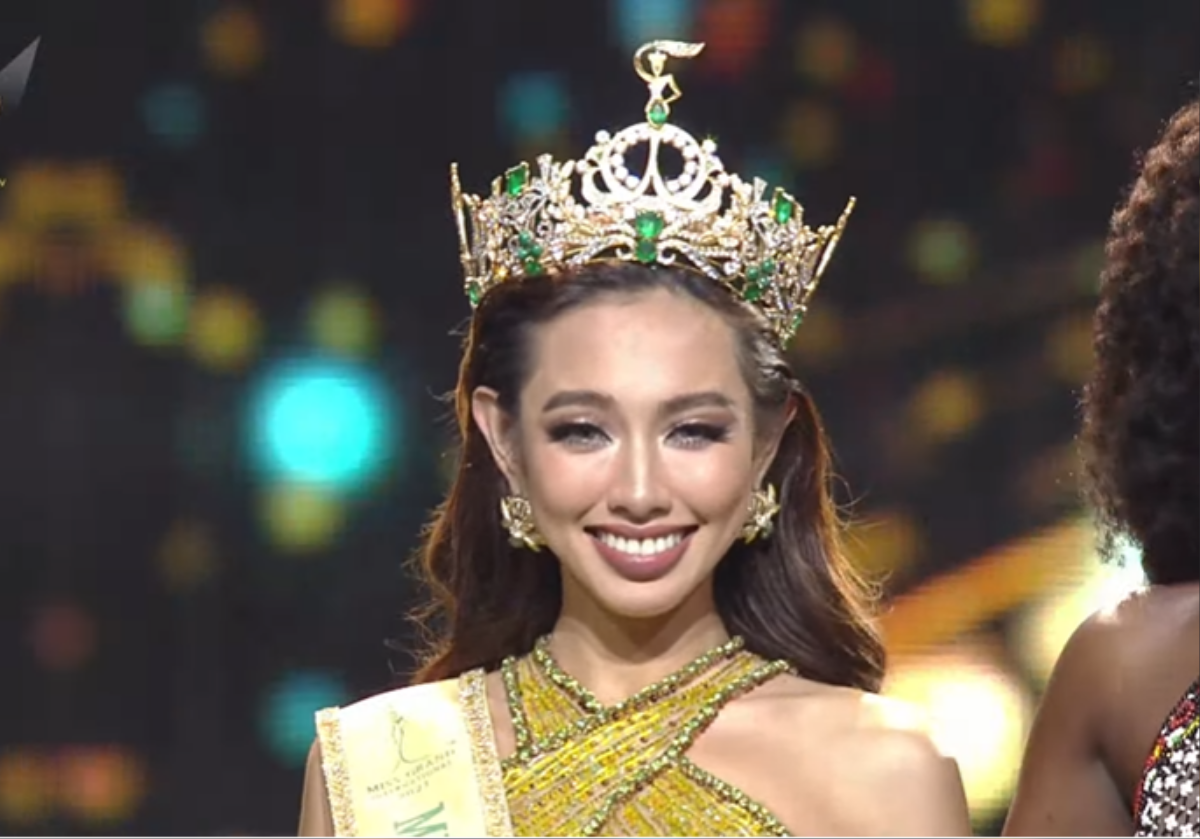 Tự hào nhan sắc Việt: Thùy Tiên đăng quang Miss Grand International 2021 Ảnh 1