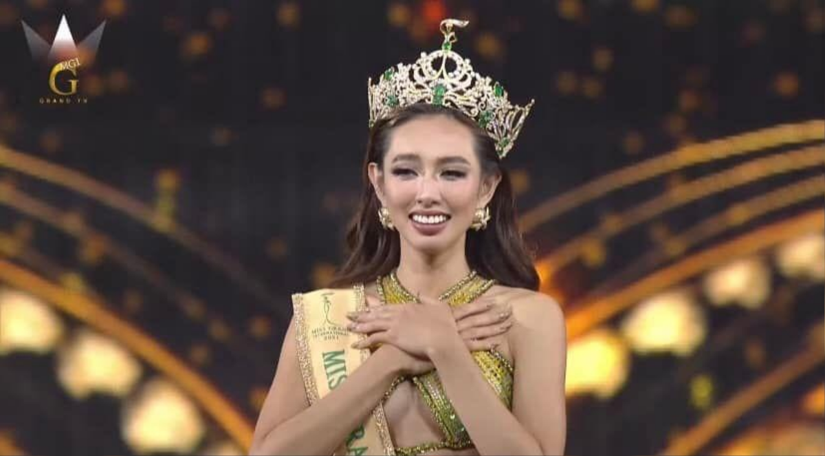 Thùy Tiên đăng quang Miss Grand 2021, chị gái một nàng Hậu ẩn ý: 'Một vòng luẩn quẩn mua giải' Ảnh 5