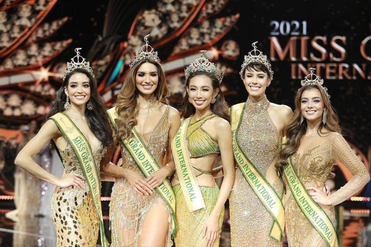 Hình ảnh đầu tiên của Miss Grand 2021 Thùy Tiên và top 4 sau khi đăng quang, đẹp nức lòng thiên hạ Ảnh 4