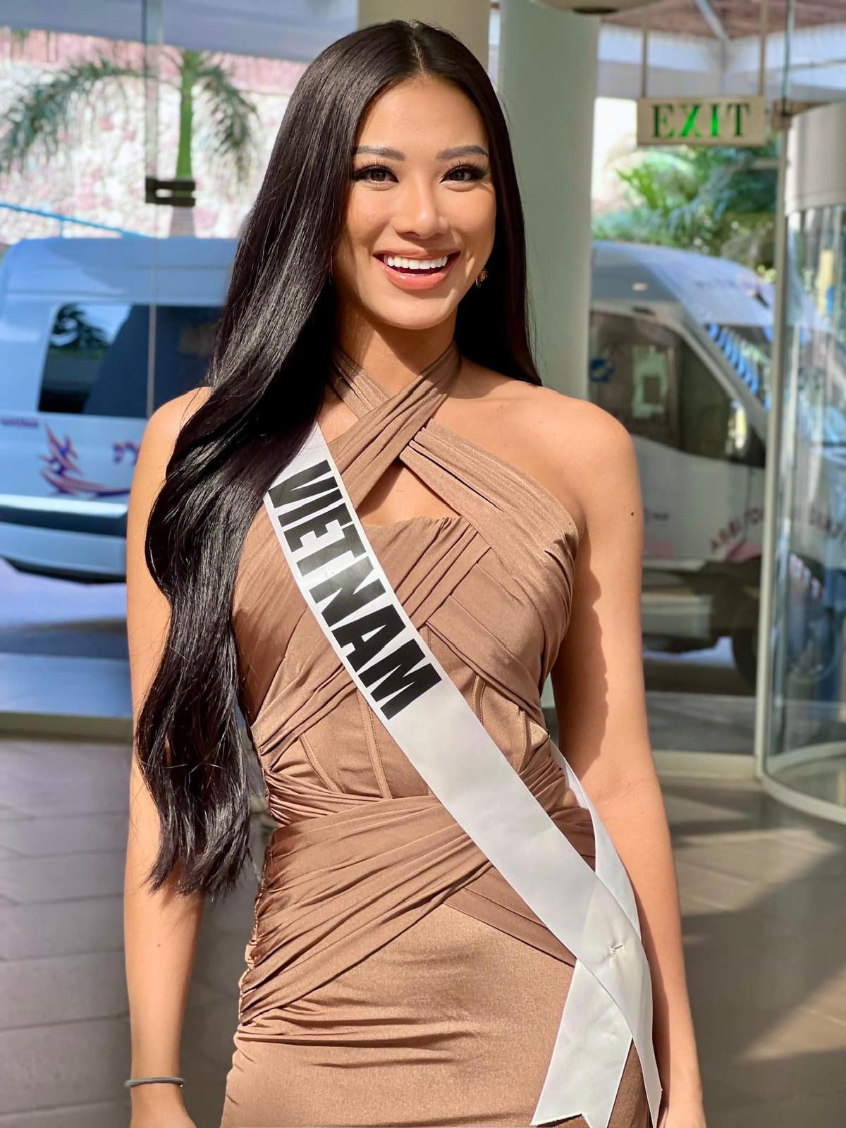 Trước thềm bán kết, Missosology đã gọi tên Kim Duyên vào Top 12 Miss Universe 2021 Ảnh 7