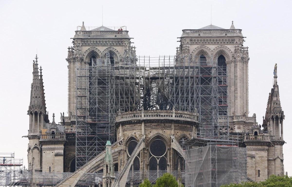 2 năm sau vụ cháy, nhà thờ Đức Bà Paris được tu sửa như 'một công viên giải trí tầm thường' Ảnh 3