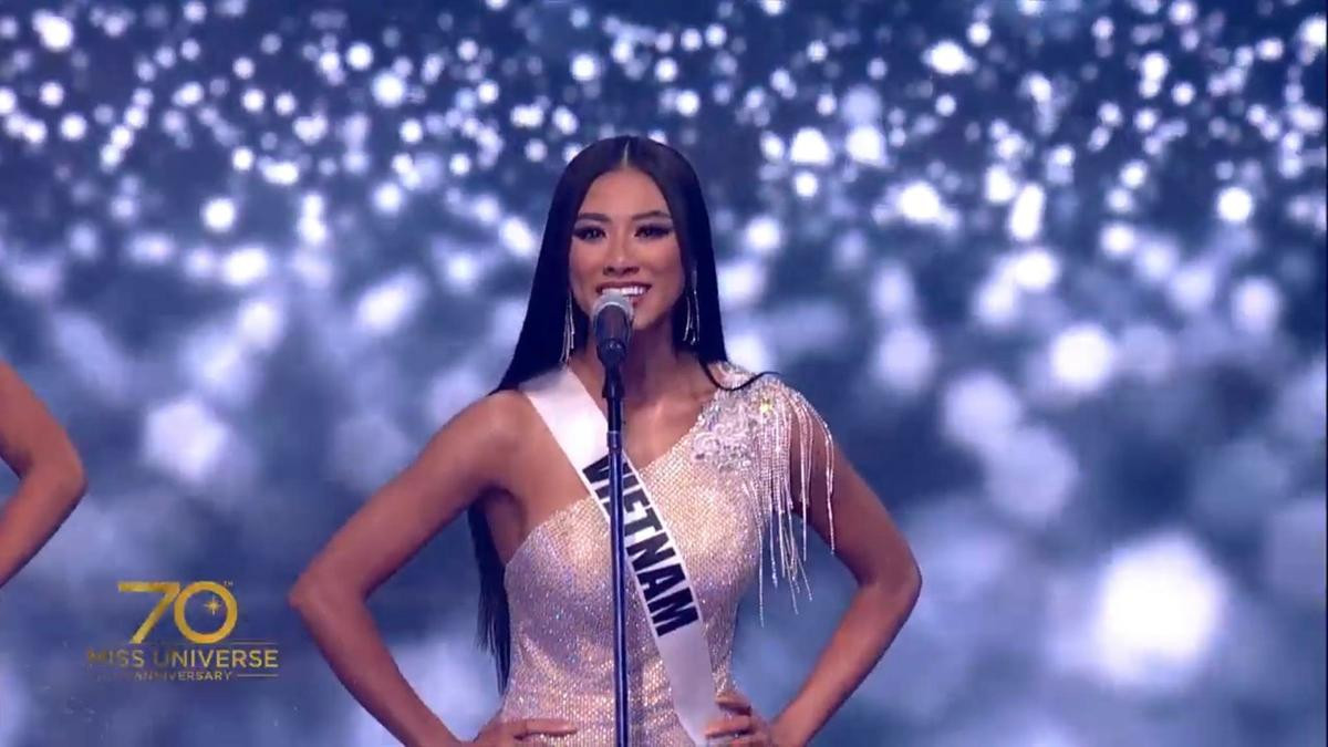 Kim Duyên khoe đường cong bốc lửa, 'đốt cháy' sân khấu Bán kết Miss Universe 2021 Ảnh 1