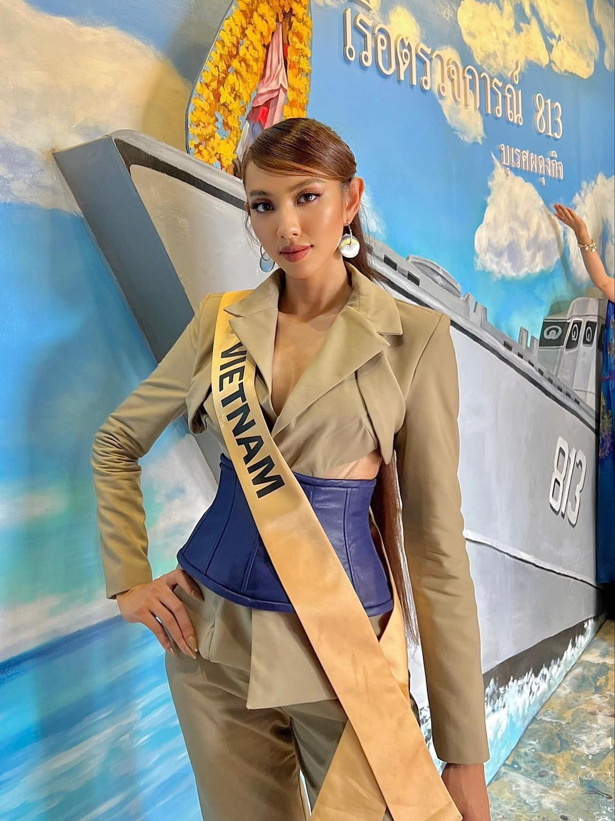 Nàng Hậu 'mê hát' nhất gọi tên Thùy Tiên: Tiếng Việt từ Miss International đến tiếng Thái đều 'cân tất' Ảnh 6