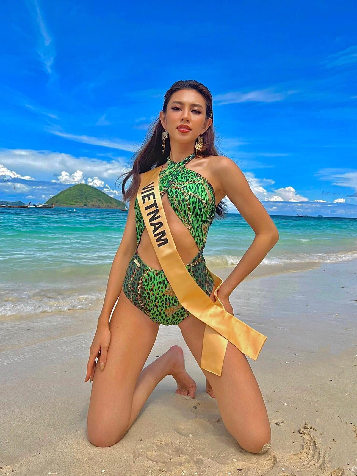 Miss Grand Thùy Tiên bị fan phát hiện dùng một món đồ giả xuyên suốt hành trình chinh phục vương miện Ảnh 5