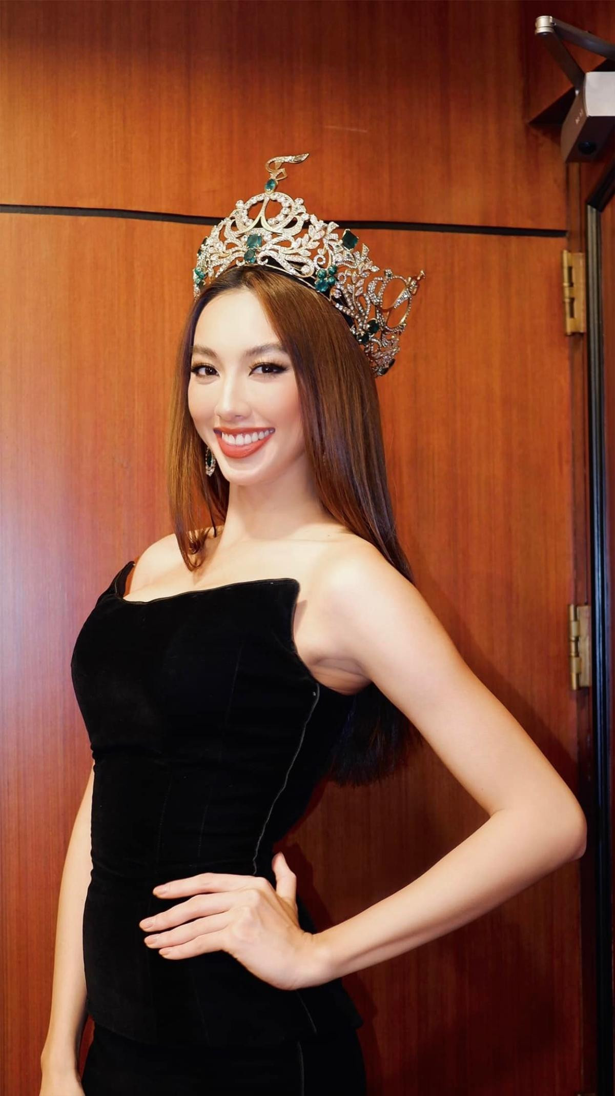 Từ Thái Lan, Miss Grand Thùy Tiên đăng hình chúc mừng tuyển Việt Nam vùi dập Malaysia Ảnh 4