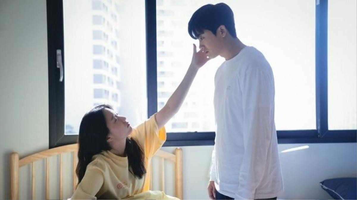 Park Hyung Sik - Han Hyo Joo ngày một thân thiết sau 'Happiness', thuyền này liệu có cập bến thành công? Ảnh 12