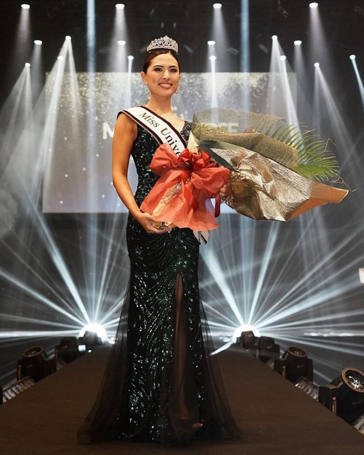 Hoa hậu Nhật Bản mặc đồ dành cho người qua đời đi thi Miss Universe và mắc loạt sai lầm khác Ảnh 5