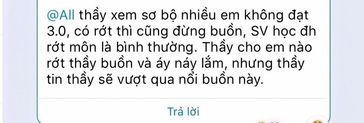 Thầy giáo nhắn tin thông báo đánh rớt môn sinh viên, đọc đến dòng cuối ai nấy đều ngã ngửa Ảnh 1