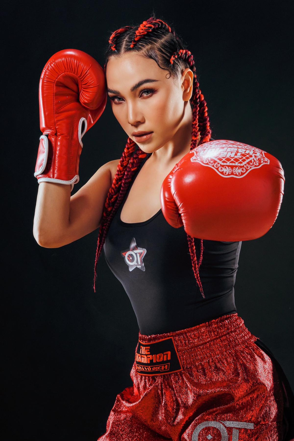 Quỳnh Thư gặp áp lực khi đấu boxing với Cao Thái Hà Ảnh 1