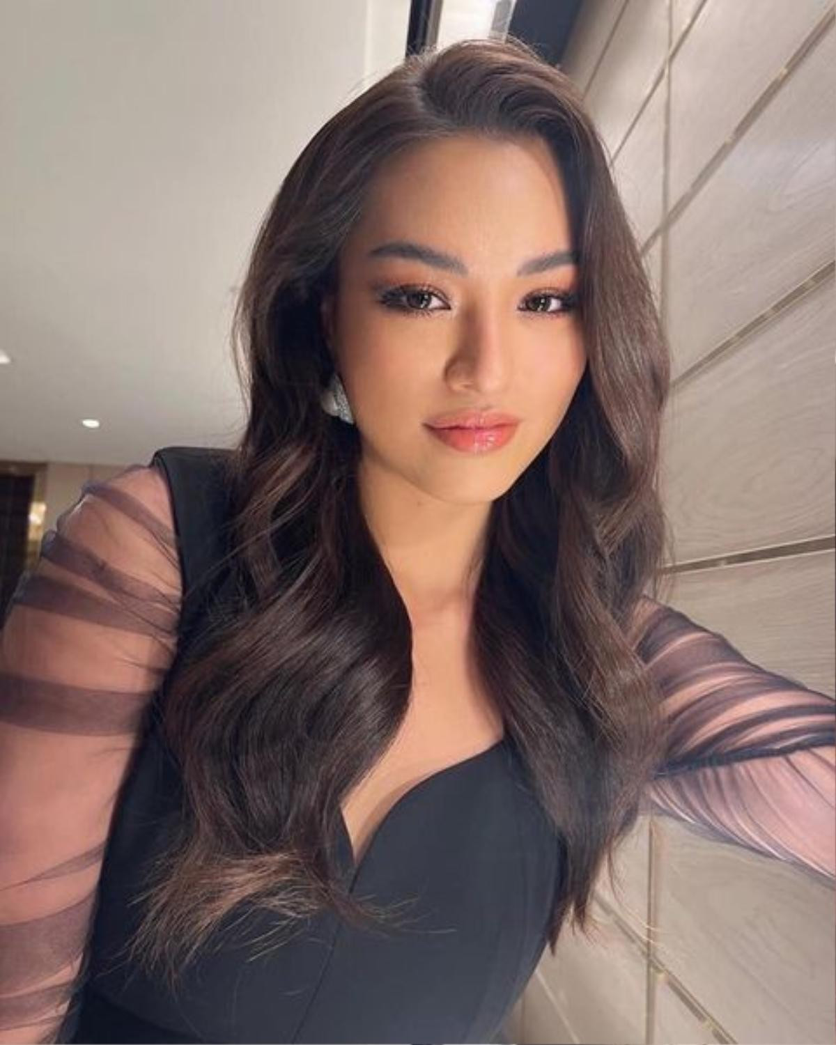 Miss Universe Thái Lan lộ làn da sần sùi, kém mịn màng khiến fan thất vọng Ảnh 8