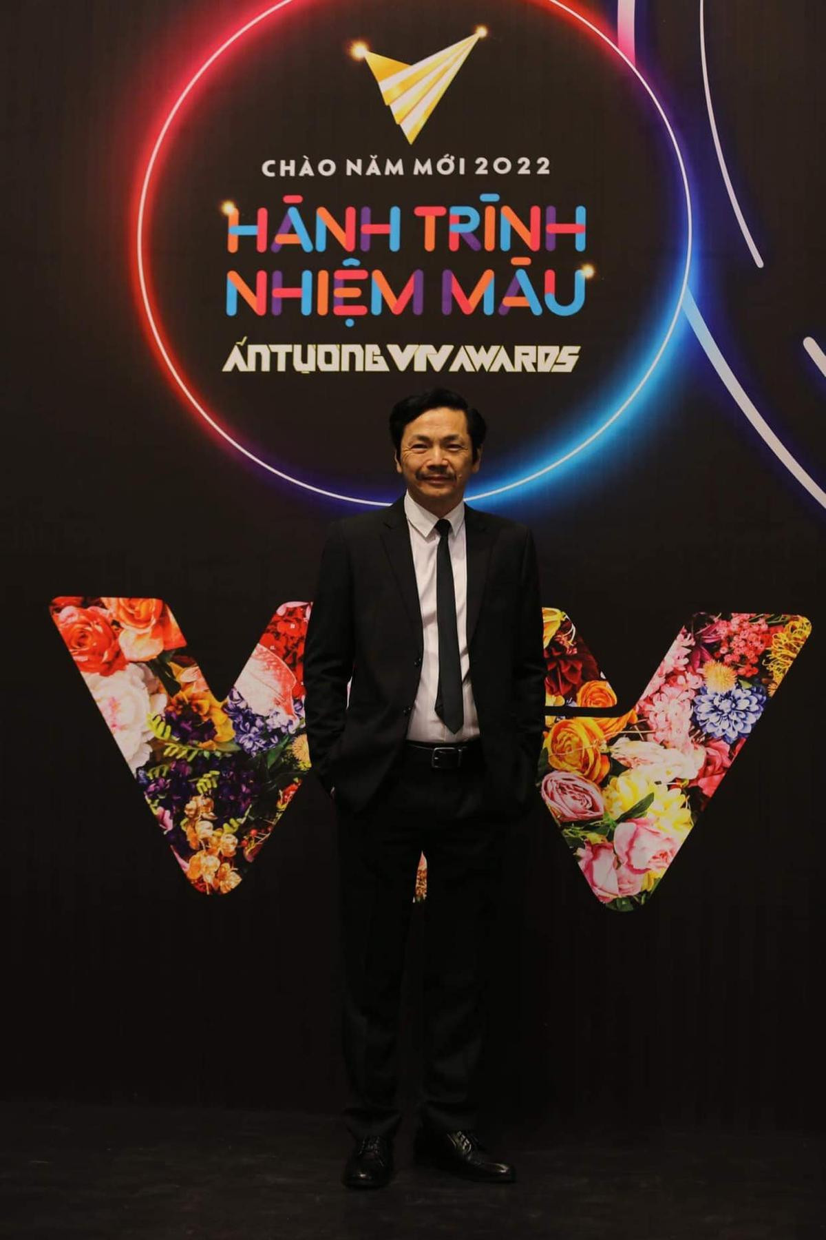 Bảo Thanh lộ vòng 2 to bất thường ở thảm đỏ VTV Awards 2021: Nghi vấn mang thai bé thứ 3! Ảnh 12