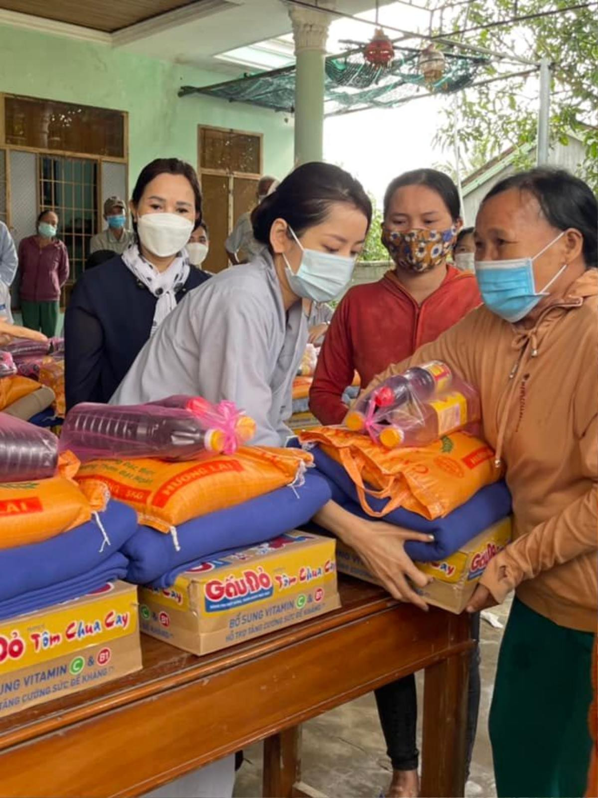 Hậu đi Mỹ 'làm này làm kia', Chi Pu đã đến Phú Yên làm từ thiện và tiết lộ kế hoạch năm mới Ảnh 6