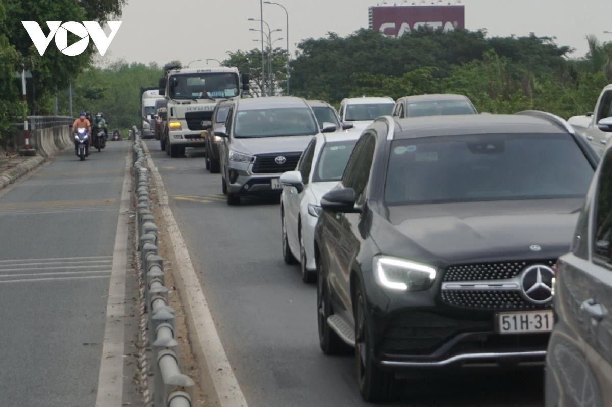 Thu hồi đề xuất người có bằng lái dưới 1 năm không được chạy quá 60km/h và vào cao tốc Ảnh 1