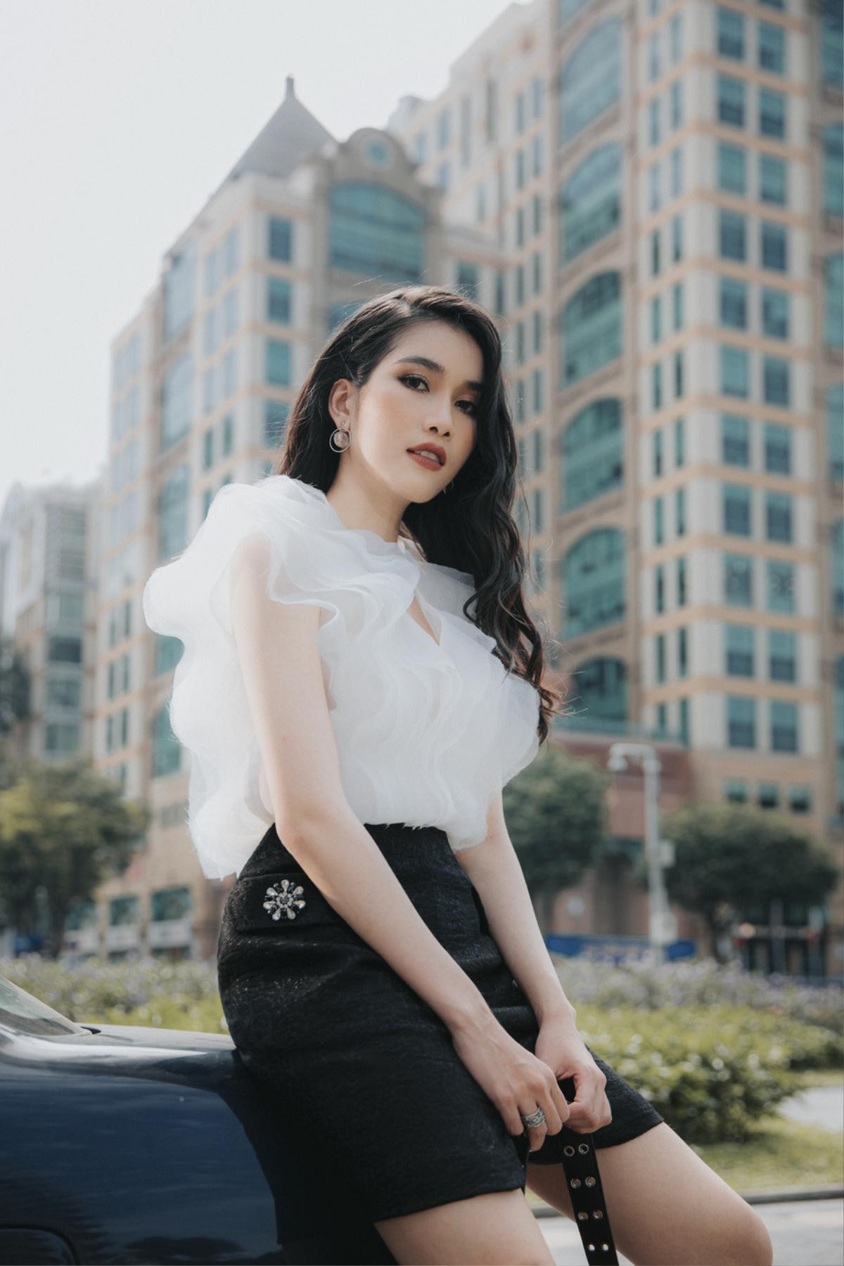 Fan thả tim lia lịa trước loạt ảnh street style sành điệu của Á Hậu Phương Anh Ảnh 11