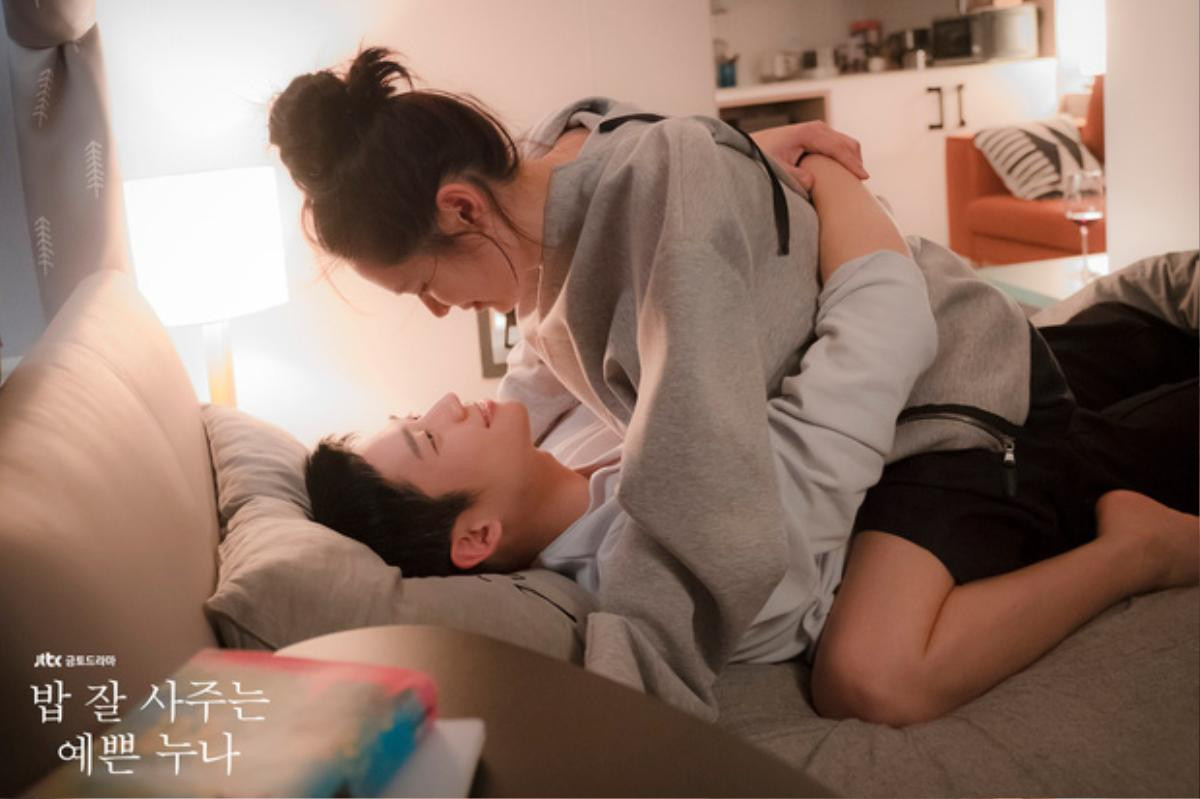 So kè dàn người tình màn ảnh của Jung Hae In: Trượt mất Son Ye Jin còn Jisoo, liệu có thành đôi ngoài đời Ảnh 14