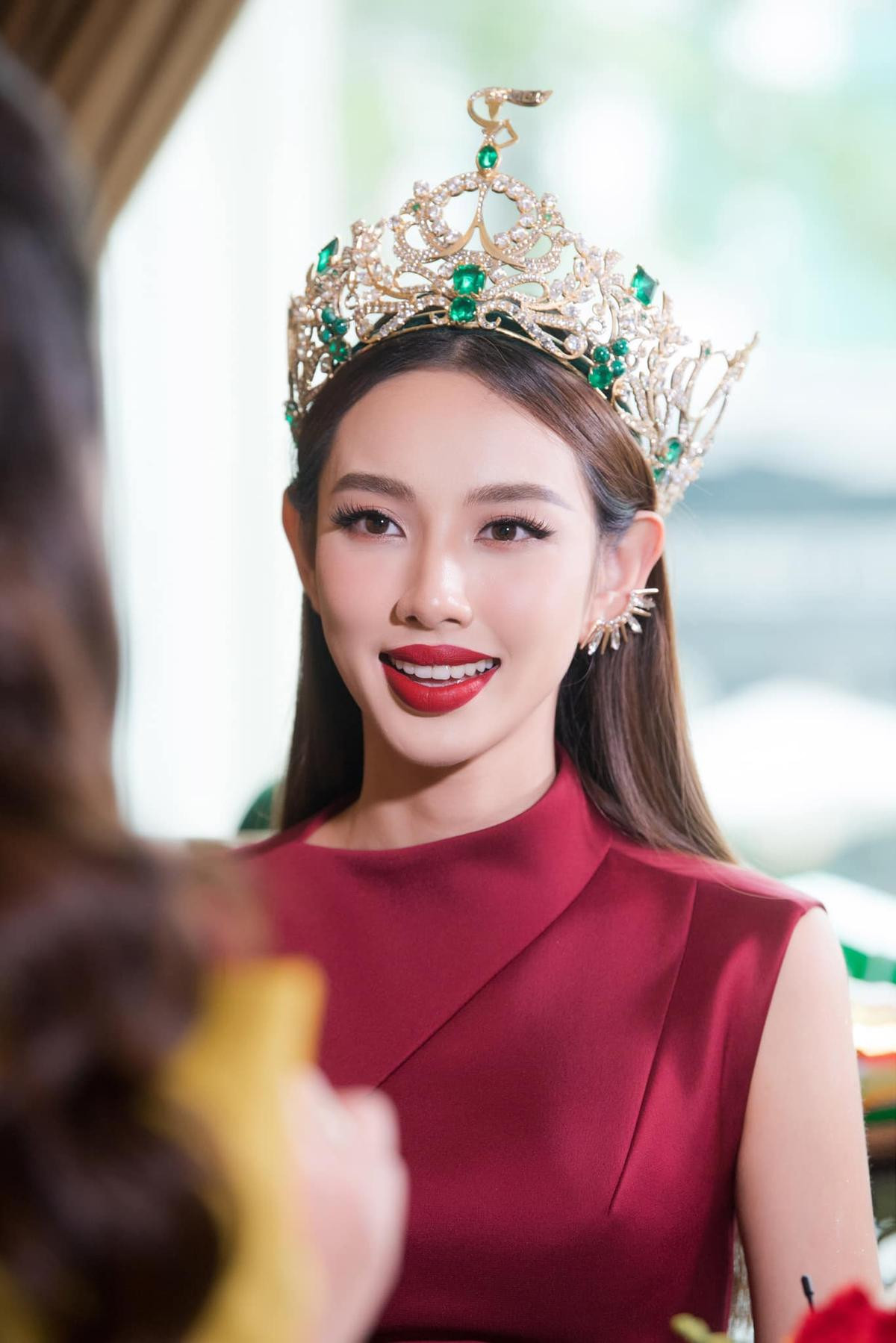 Miss Grand Thùy Tiên được khen 'ăn đứt' Kim Duyên khi mặc cùng một chiếc váy Ảnh 1