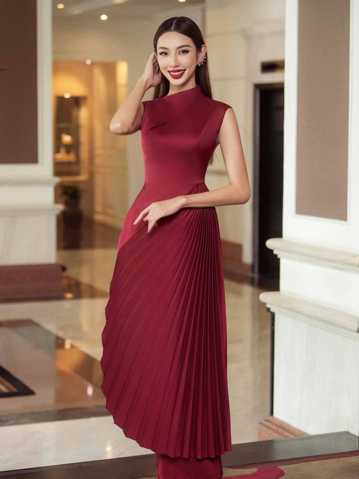 Miss Grand Thùy Tiên được khen 'ăn đứt' Kim Duyên khi mặc cùng một chiếc váy Ảnh 4