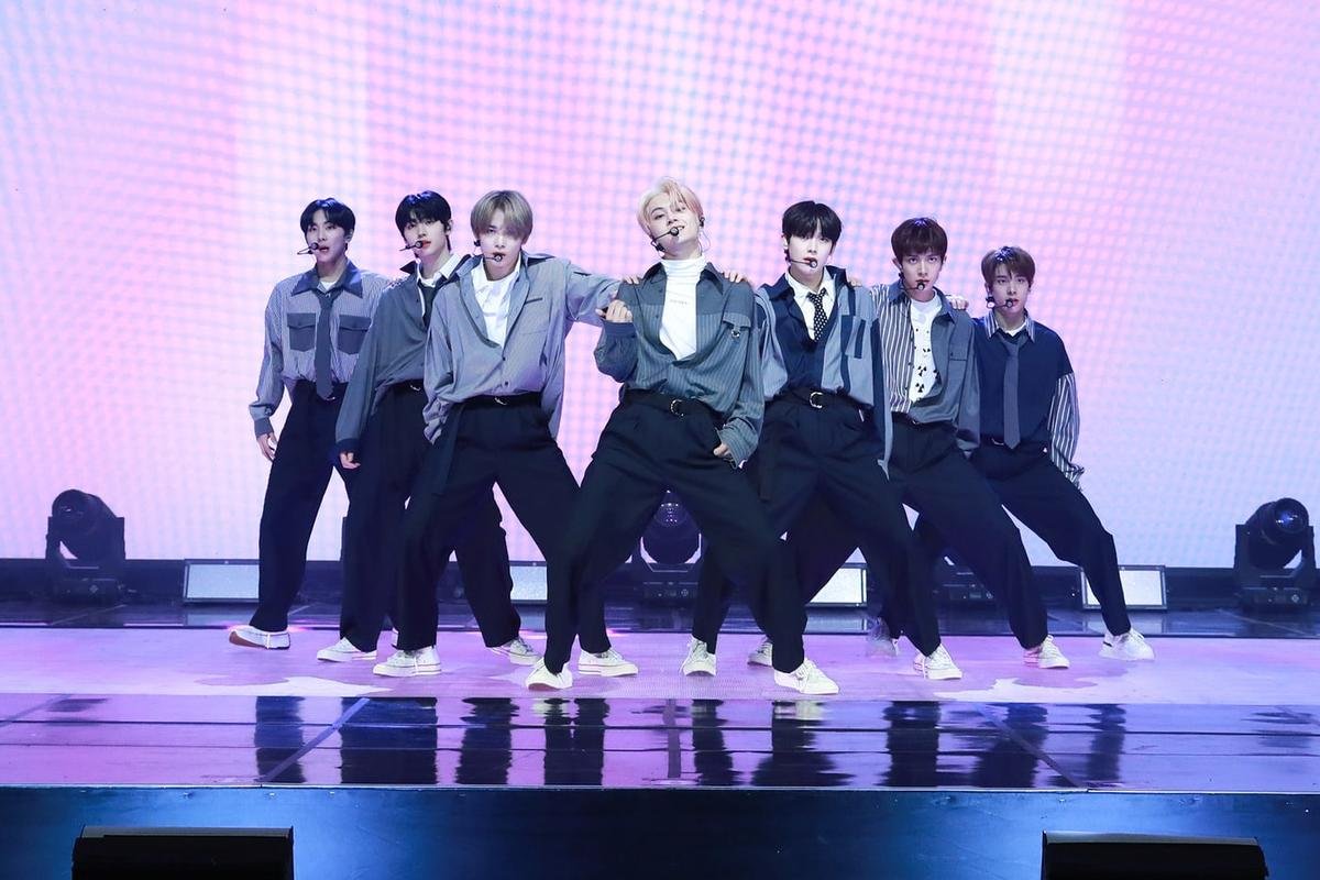 Knet điểm mặt loạt nhóm nhạc Kpop gen 4 hát nhép: Từ aespa cho đến đàn em BTS đều 'dính đạn' Ảnh 2